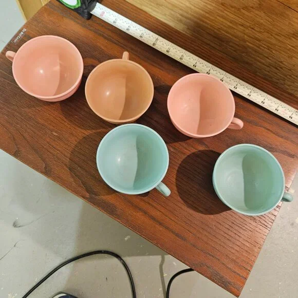 Porcelain Tea Cups - Picture 9 of 11